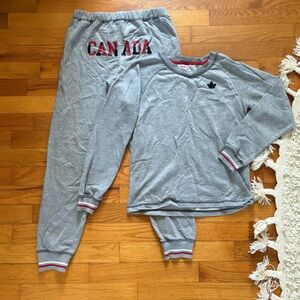 Canadiana Gray Kids Sweatshirt and Joggers Set 10/12 large Guc